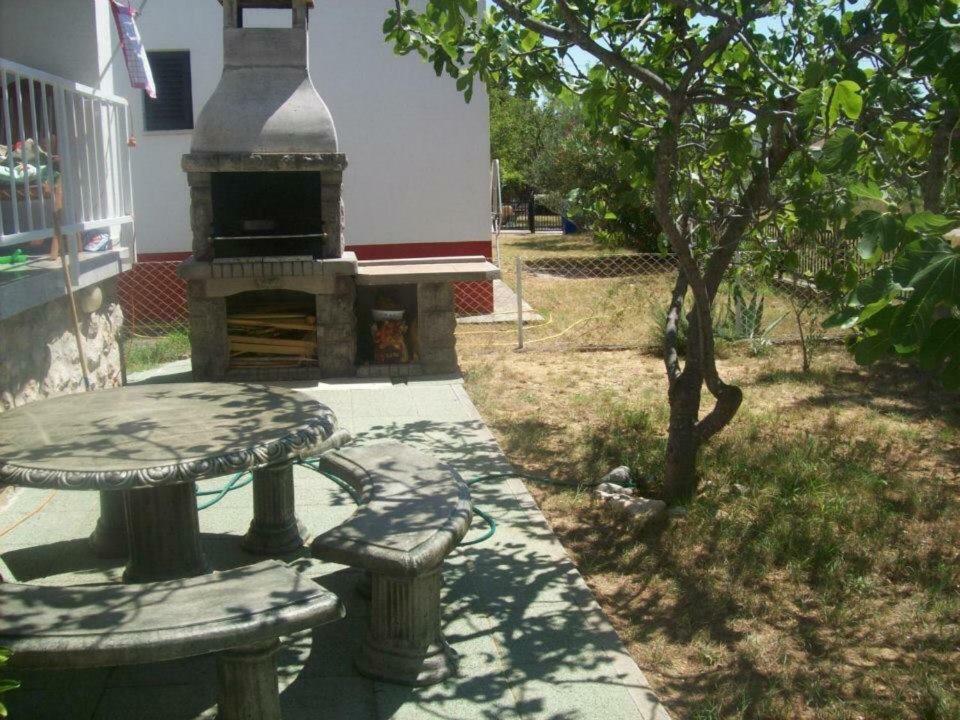 Apartmani Paklenica Starigrad Paklenica Eksteriør bilde